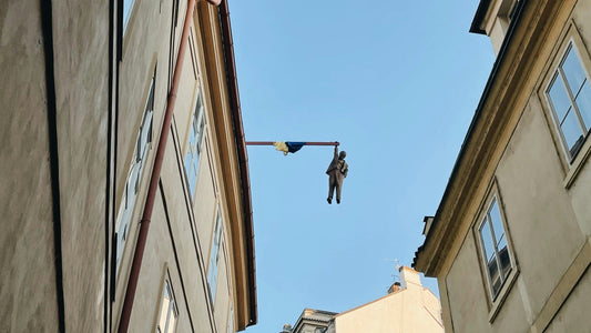 Beyond Survival: The Smart Guide to Career Resilience in a Changing Economy